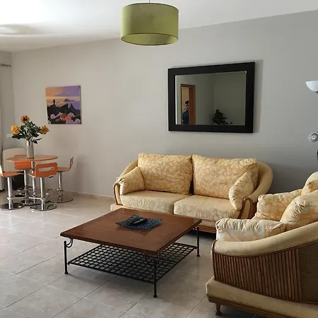 Sol Y Luna Apartment *